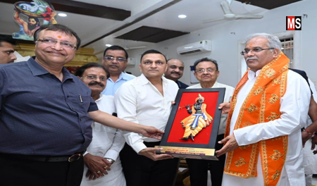 मुख्यमंत्री भूपेश बघेल ने दुर्ग जिले के वैशाली नगर में की कई विकास कार्यों की घोषणाएं Chief Minister Bhupesh Baghel announced several development works in Vaishali Nagar of Durg district