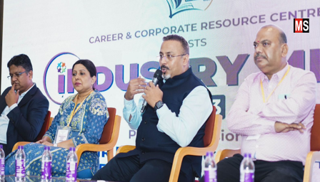 कलिंगा विश्वविद्यालय के कैरियर और कॉर्पोरेट संसाधन केंद्र (सीसीआरसी) ने छत्तीसगढ़ के प्रमुख उद्योगपतियों के साथ उद्योग बैठक का आयोजन किया Career and Corporate Resource Center (CCRC) of Kalinga University organizes industry meet with leading industrialists of Chhattisgarh