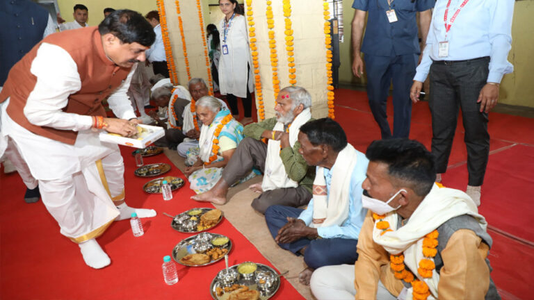 राज्य सरकार हर कदम-हर समय नागरिकों के साथ खड़ी है : मुख्यमंत्री डॉ. यादव