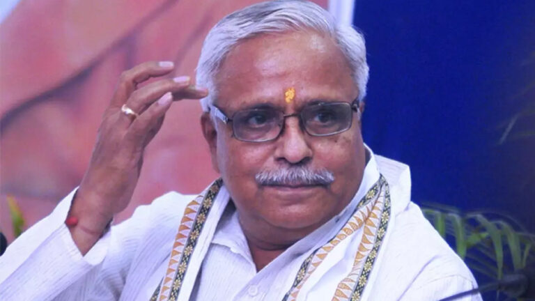 ‘हमारे पास छत्रपति शिवाजी महाराज का आदर्श है, उन्होंने अफजल खान की कब्र बनवाई थी : भैयाजी जोशी