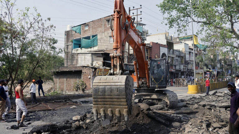 इंदौर में मालवा मिल से पाटनीपुरा के बीच की सड़क तीन महीने के लिए बंद, 100 साल पुराने पुल को तोड़कर नया पुल बनाया जाएगा