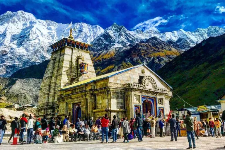 चारधाम यात्रा इस साल 30 अप्रैल से होगी शुरू, पैसे देकर VIP दर्शन भी नहीं कर सकेंगे