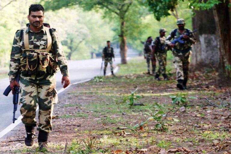 मध्य प्रदेश, महाराष्ट्र और छत्तीसगढ़ पुलिस नक्सलवाद को खत्म करने के लिए मिलकर रणनीति बनाएंगी