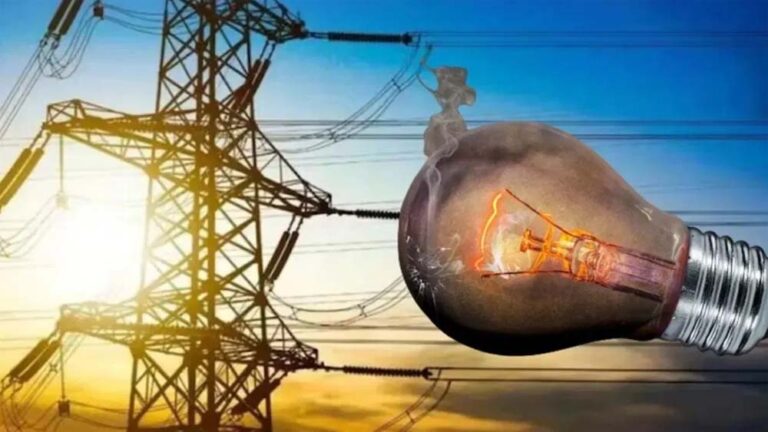 यूपी में मुफ्त बिजली योजना का लाभ उठा रहे लोग, मिल रही Free Bijli, सरकार दे रही 100% छूट