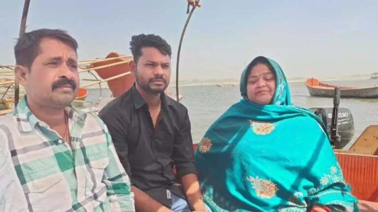 प्रयागराज में नाविक पिंटू महरा महाकुंभ के बाद से चर्चा में हैं, उन्होंने मेले में कमाए 30 करोड़, अब इनकम टैक्स नोटिस