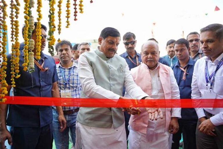 पीएमश्री एयर एम्बुलेंस सेवा सभी जरूरतमंदों के लिए निःशुल्क : मुख्यमंत्री डॉ. यादव