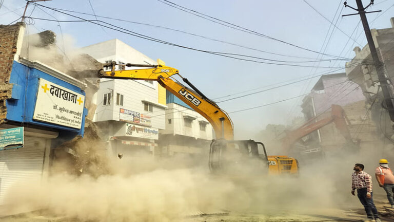 इंदौर में मास्टर प्लान की सड़कों के लिए 200 करोड़ की राशि मिली, 15 से ज्यादा निर्माण तोड़े