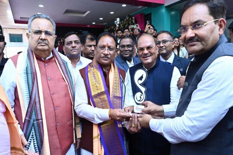 रायपुर : मुख्यमंत्री विष्णु देव साय ने ‘बॉर्नियो मदर एंड चाइल्ड केयर हॉस्पिटल’ का किया शुभारंभ