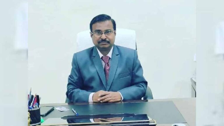 रायपुर संभाग आयुक्त महादेव कावरे कलेक्टरों के साथ करेंगे बैठक