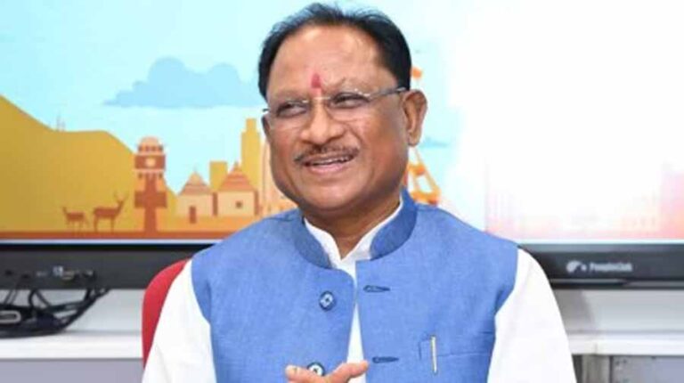 मुख्यमंत्री साय ने पंडित माखनलाल चतुर्वेदी की जयंती पर उन्हें किया नमन