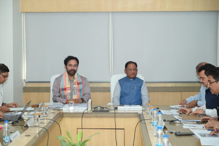 एसईसीएल दौरे पर श्री जी. किशन रेड्डी ने छत्तीसगढ़ के माननीय मुख्यमंत्री के साथ की बैठक