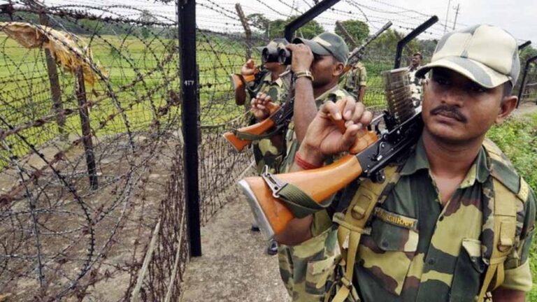 BSF का सीमा पर पाक को करारा जवाब, घुसपैठ की कोशिश की नाकाम; एक मार गिराया