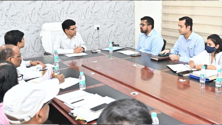 रायपुर : खेल विभाग में सीधी तथा संविदा पदों पर होगी शीघ्र भर्ती: खेल मंत्री टंक राम वर्मा