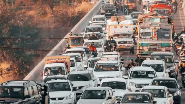 ग्वालियर की सड़कों पर 20 वर्ष पुराने निजी वाहन और 15 वर्ष पुराने सरकारी वाहन सड़कों पर दौड़ते नजर नहीं आएंगे