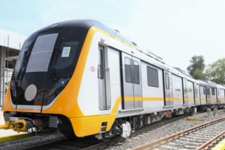 मेट्रो स्टेशन पार्किंग स्थल स्टेशन से 500 मीटर के दायरे में होंगे