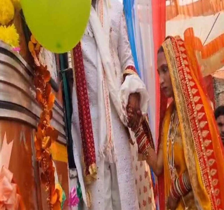 छिंदवाड़ा जिले में शादी में ऐसी विदाई हुई कि लोग हैरान रह गए, दूल्हे ने अपनी दुल्हन की विदाई ट्रक से कराई