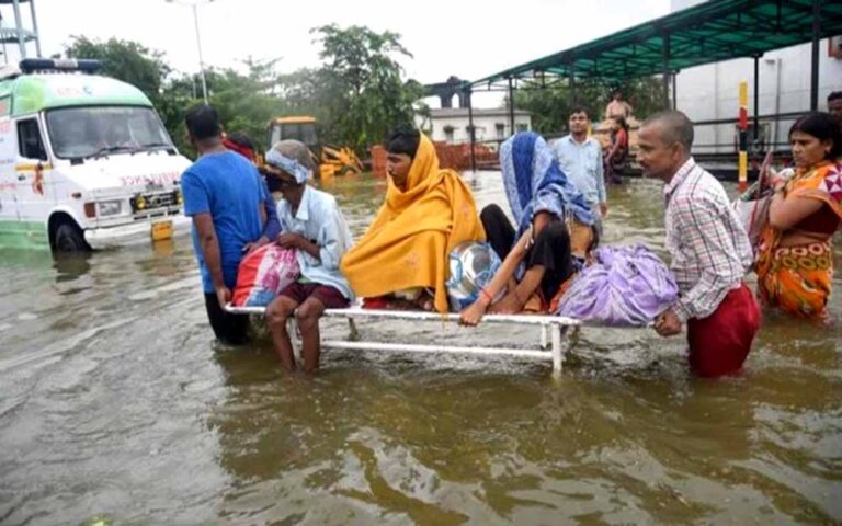 कोल्हान क्षेत्र में जलभराव से सामान्य जनजीवन प्रभावित