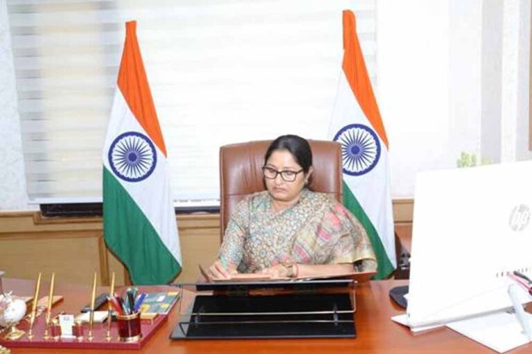 धनबाद पहुंची केंद्रीय महिला एवं बाल विकास मंत्री अन्नपूर्णा देवी ने अहमदाबाद में प्लेन क्रैश जताया दुख