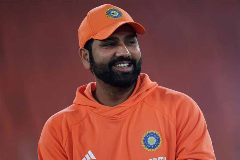 कप्तान रोहित शर्मा ODI वर्ल्ड कप तक खेल पाएंगे? BCCI तो कर रही थी संन्यास की उम्मीद