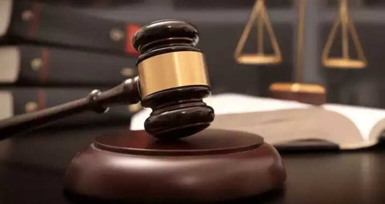 दिल्ली हाईकोर्ट का बड़ा फैसला ‘मां ज्यादा कमाती है फिर भी बच्चे का पूरा खर्च पिता ही उठाएगा’