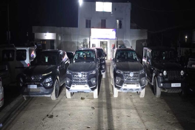 हाईवे पर रील बनाने वालों पर हाईकोर्ट की सख्ती, सरकार से पूछा – गाड़ियां जब्त क्यों नहीं कीं?