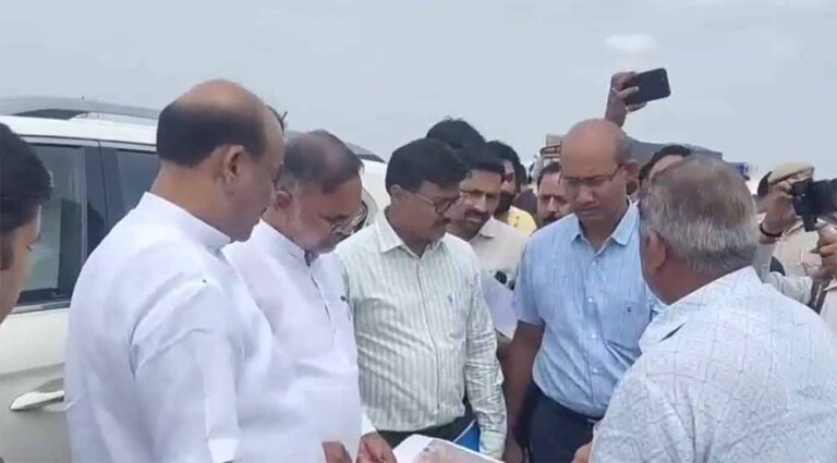 अतिवृष्टि प्रभावित क्षेत्रों का दौरा: लोकसभा अध्यक्ष ने दिए राहत कार्य तेज करने के निर्देश