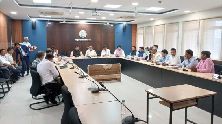 संसदीय राजभाषा समिति ने मध्यप्रदेश में हिंदी से एमबीबीएस कोर्स संचालन की सराहना की