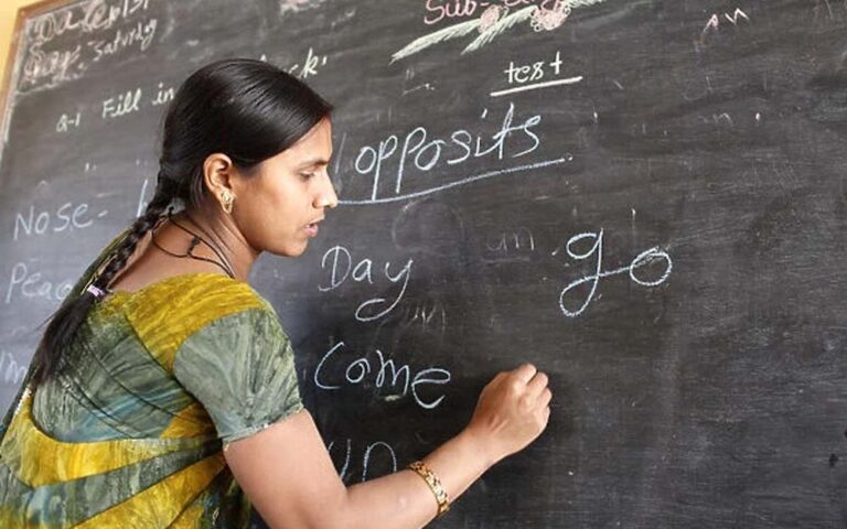 स्कूल शिक्षा विभाग ने पाठ्यक्रम में बदलाव की तैयारी, प्रदेश का इतिहास, भूगोल, समाज-संस्कृति भी पढ़ाएंगे स्कूल