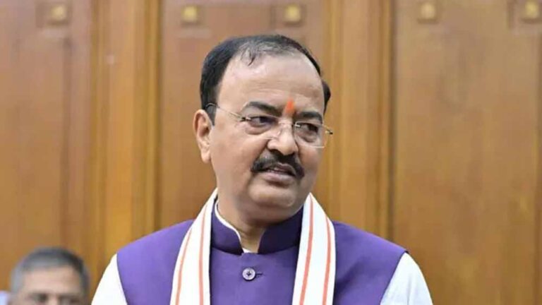 धर्मांतरण पर भड़के केशव मौर्य, बोले– भारत की आत्मा पर हमला, लेकिन चुनावी हिंदू मौन