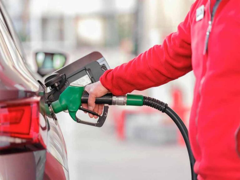 पेट्रोल-डीजल सस्ता होगा? सरकार ने दिए राहत के संकेत