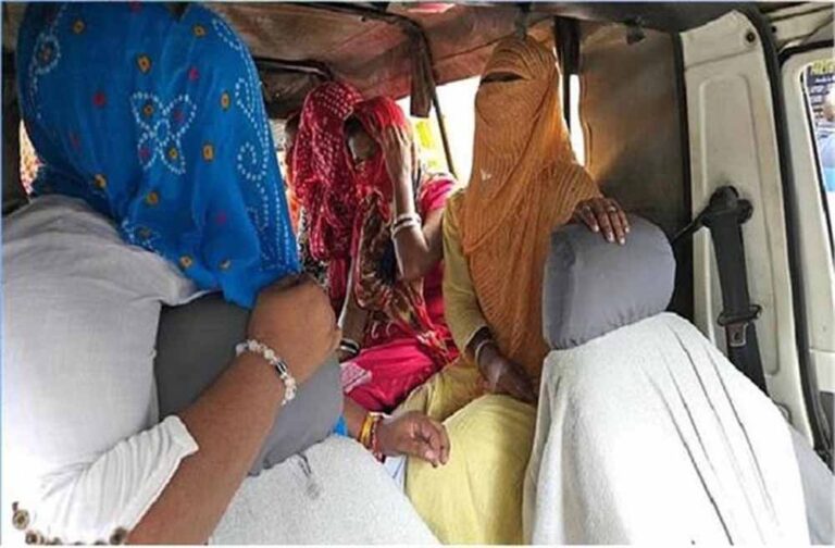 रोहतक: आर्य नगर थाना पुलिस ने जूस कॉर्नर और होटल से पकड़ी गई 8 महिलाएं, चल रहा था गलत काम का धंधा