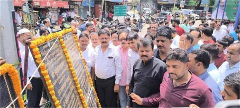 मंत्री सुदिव्य कुमार ने किया 2 करोड़ की योजनाओं का शिलान्यास, वीर कुंवर सिंह को दी श्रद्धांजलि