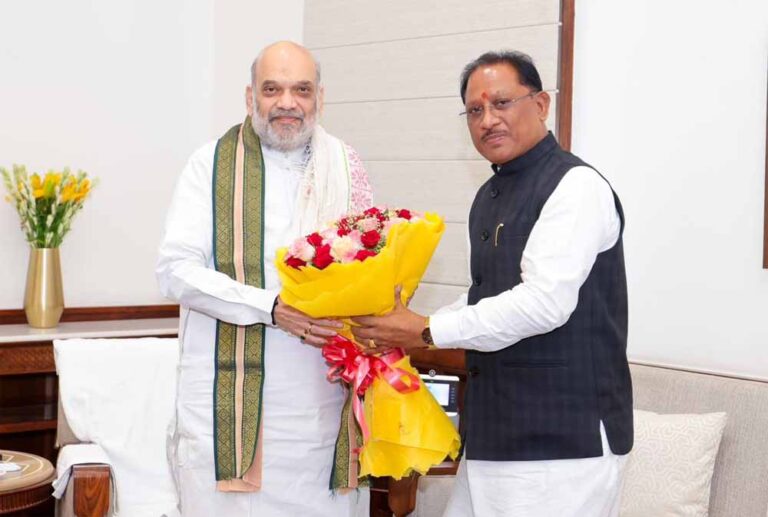 केंद्रीय गृह मंत्री अमित शाह से मिले मुख्यमंत्री विष्णुदेव साय