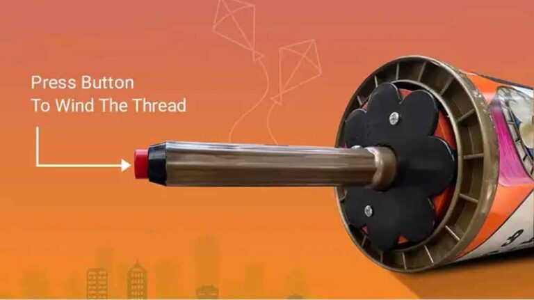 इस आज़ादी दिवस उड़ाएं पतंग ‘स्मार्ट चरखी’ के साथ, टाइप-सी चार्जिंग का कमाल