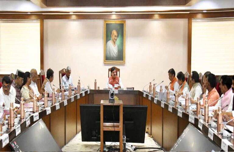 MP कैबिनेट बैठक में कई अहम फैसले, भोपाल में बनेगा इलेक्ट्रॉनिक मैन्युफैक्चरिंग क्लस्टर
