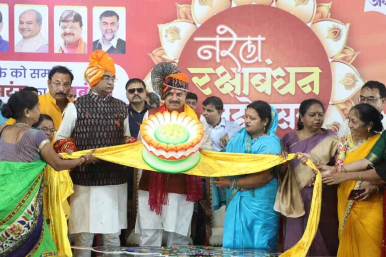 घर में बहन-बेटियों के साथ आती है हर सिद्धि, बहनों के कल्याण के लिए प्रतिबद्ध है राज्य सरकार : मुख्यमंत्री डॉ. यादव