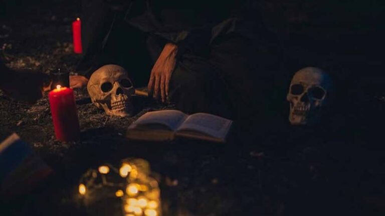 जादू-टोना के शक में युवक की हत्या, दो आरोपी गिरफ्तार