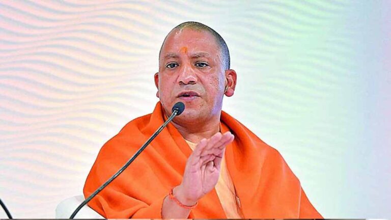 थारू जनजाति के सशक्तिकरण पर योगी सरकार का फोकस