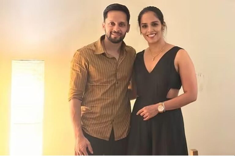 बैडमिंटन कपल की वापसी: फिर साथ नजर आए साइना और कश्यप