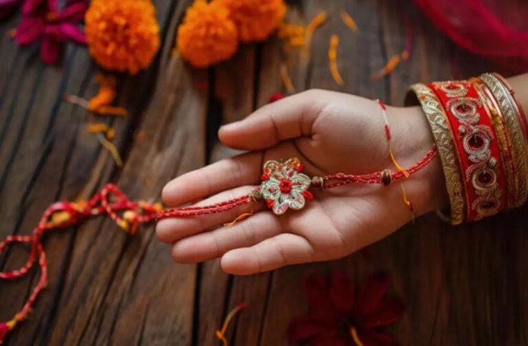 रक्षाबंधन 2025: 297 साल बाद भद्रा मुक्त दुर्लभ योग, महाकाल को सबसे पहले अर्पित होगी राखी