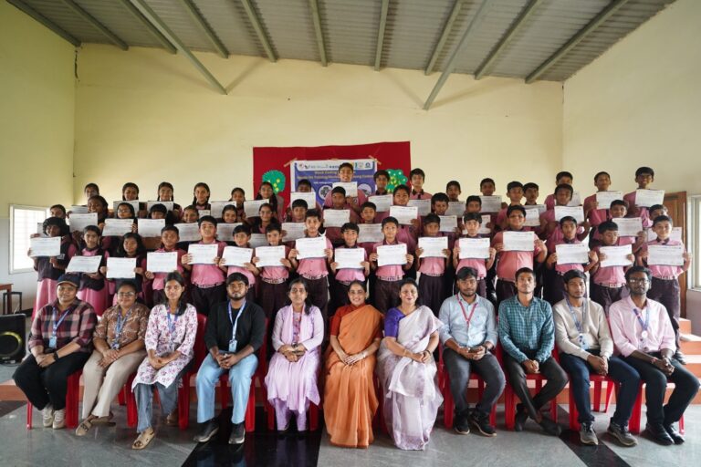 कोडिंग की ओर कदम: इंटरैक्टिव ब्लॉक प्रोग्रामिंग बूटकैंप