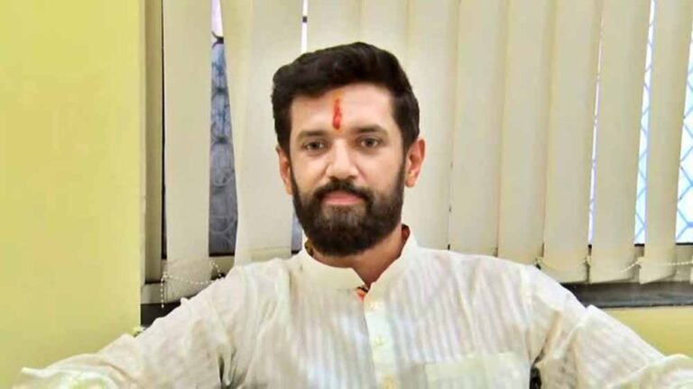 राहुल के आरोपों पर चिराग पासवान का पलटवार: अगर वोट चोरी हुई तो कर्नाटक में बर्खास्त होगी सरकार