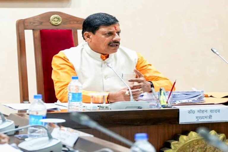 किसानों के कल्याण और पूरी अर्थव्यवस्था को लाभान्वित करने के लिए निरंतर बढ़ता रहे सिंचाई क्षेत्र : मुख्यमंत्री डॉ. यादव
