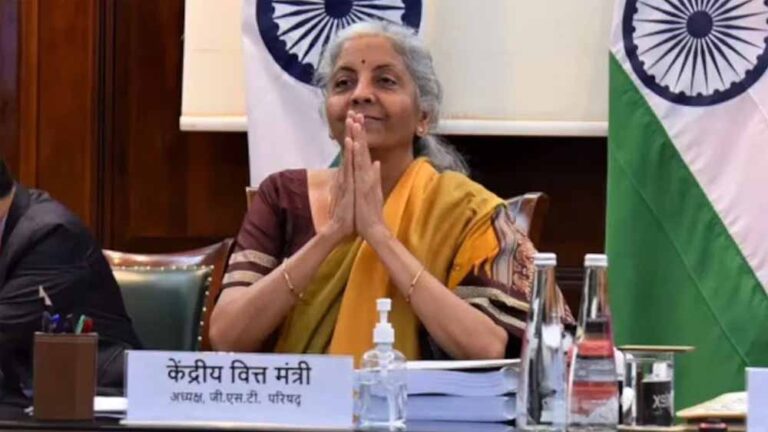 सभी फूड और कपड़ों पर 5% GST! अगले हफ्ते आएगा बड़ा फैसला