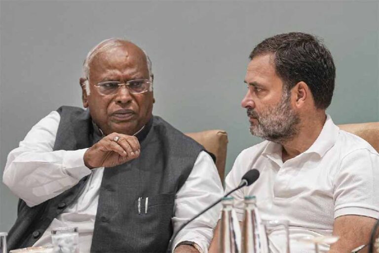 उपराष्ट्रपति चुनाव: उम्मीदवार पर सहमति के लिए विपक्ष से बातचीत में जुटे खरगे