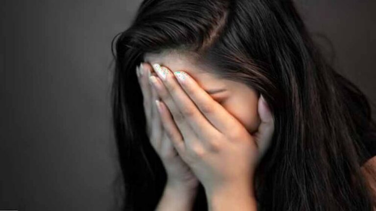 नई नवेली बहू से ससुर ने की छेड़छाड़, पीड़िता ने दर्ज कराई शिकायत