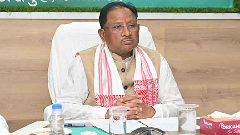 दिल्ली दौरे से लौटे CM विष्णुदेव साय, विकास और बस्तर पर बनी नई रणनीति