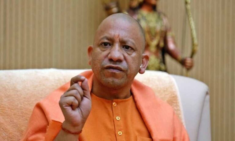सीएम योगी का विपक्ष पर वार, पीडीए को बताया ‘परिवार डेवलपमेंट अथॉरिटी’