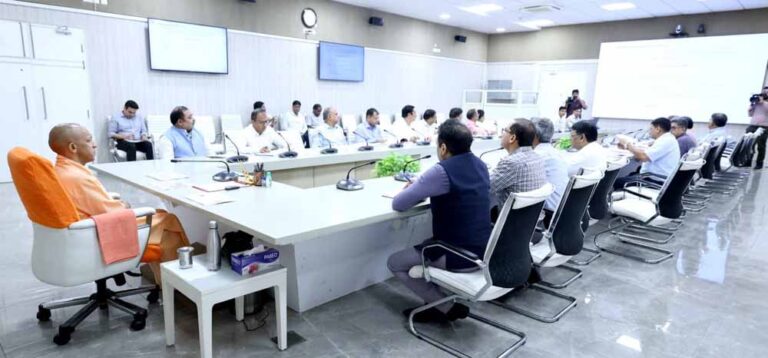 ई-बस खरीद में ‘मेड इन यूपी’ को प्राथमिकता : मुख्यमंत्री