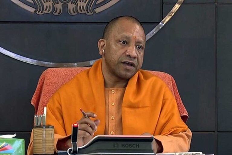 बड़े औद्योगिक और श्रम सुधारों की ओर बढ़ रहा उत्तर प्रदेश, आसान होगा व्यापार, श्रमिक हित होगा सुरक्षित: मुख्यमंत्री
